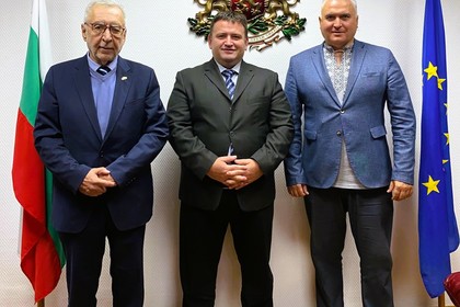 Среща на посланик Златин Кръстев с ректора на Измаилския държавен университет проф. Ярослав Кичук